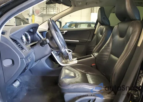 2011 Volvo Xc60 3.2 z USA, uszkodzony, nr VIN YV4952DZ1B2184088